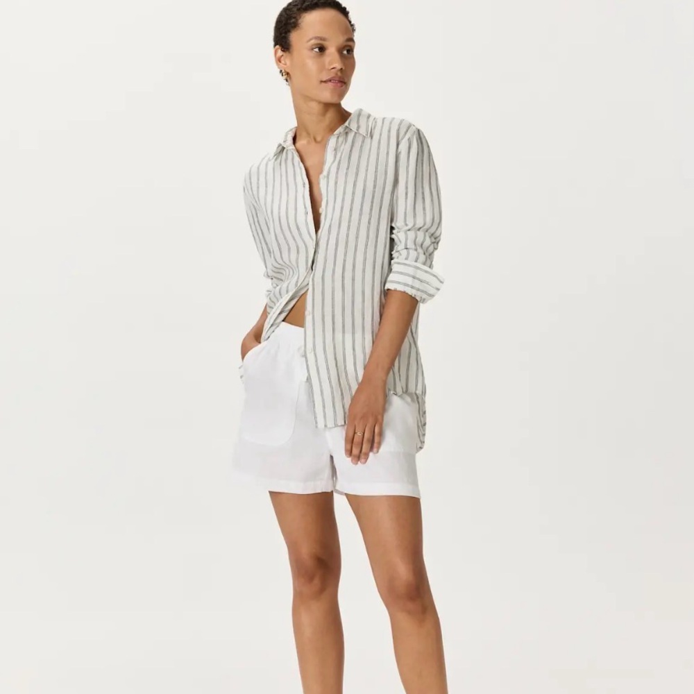 Quince Women’s Blue and White Striped Long Sleeved Linen Button front Shirt NEW!